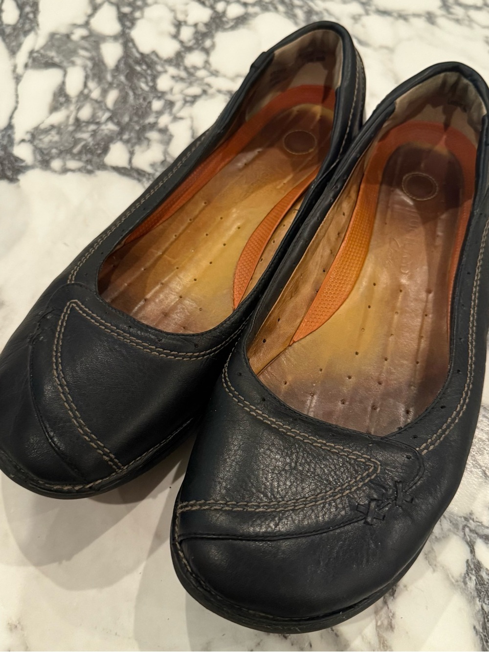 Clarks Unstructured Black Leather Ballet Comfort Flats Accent Stitch Size 11